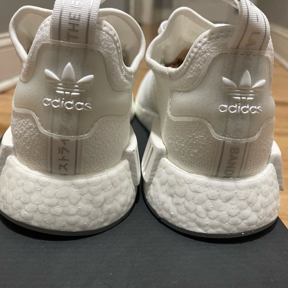 Adidas WMNS NMD_R1 'WHITE SILVER METALLIC Size 9 - Picture 5 of 16